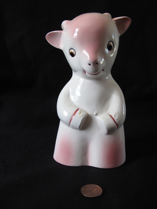 cow-vase-550