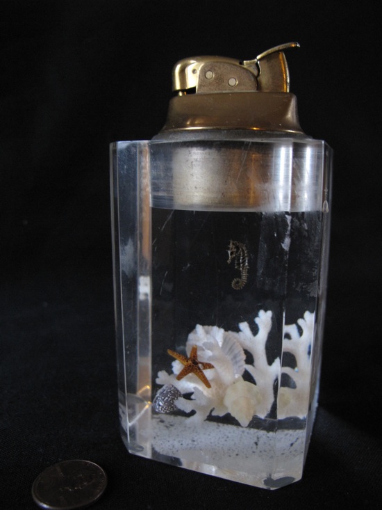 seahorse-lighter-550